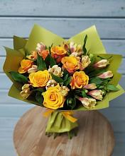 Букет цветов из:  Альстромерии и Розы в Заволенье