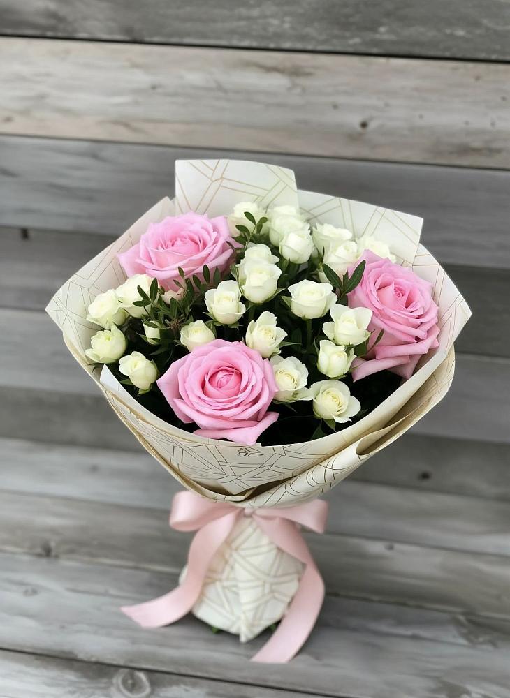 Букет цветов из: Розы в Заволенье
