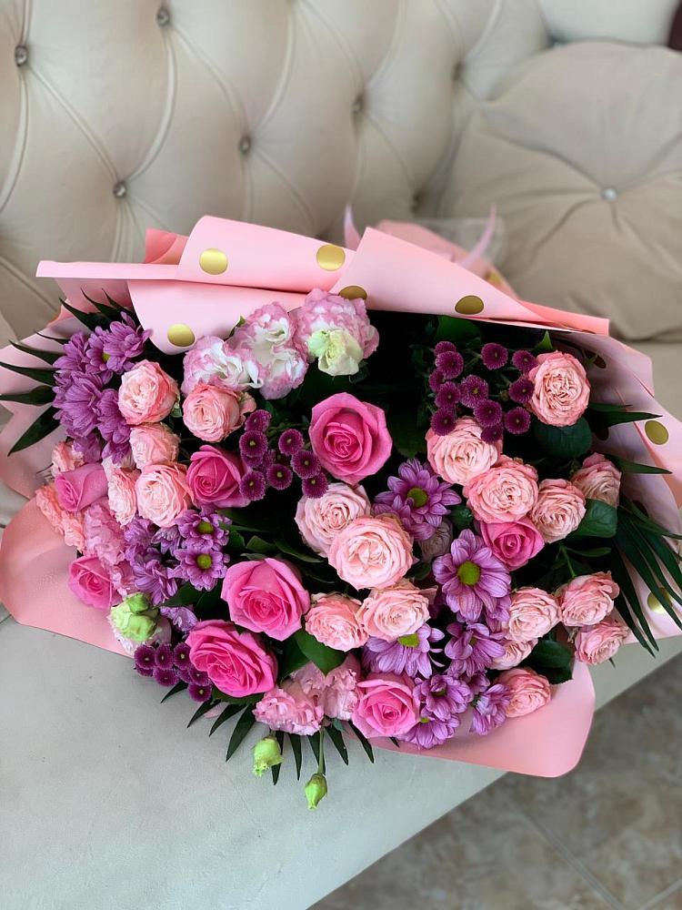 Букет цветов из: Хризантемы, Розы и Лизиантусы в Заволенье