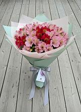 Букет цветов из:  Альстромерии в Заволенье
