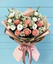 Букет цветов из:  Розы, Альстромерии и Лизиантусы в Заволенье