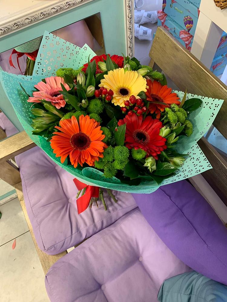 Букет цветов из: Герберы, Хризантемы и Альстромерии в Заволенье