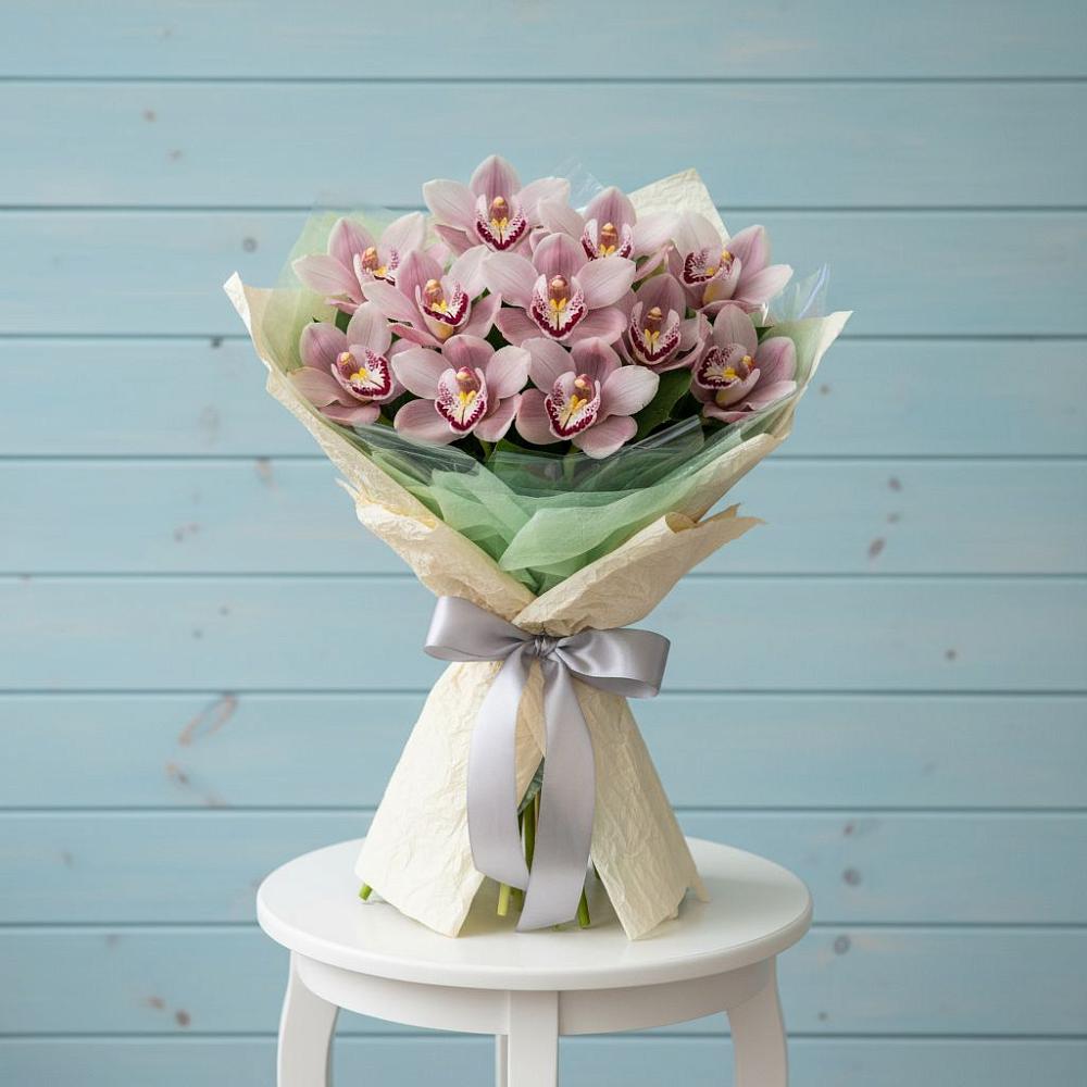 Букет цветов из: Орхидеи и Розы в Заволенье