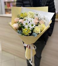 Букет цветов из:  Альстромерии, Розы и Хризантемы в Заволенье