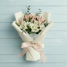 Букет цветов из:  Альстромерии в Заволенье