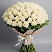 Букет 101 беля роза Белоснежка в Заволенье