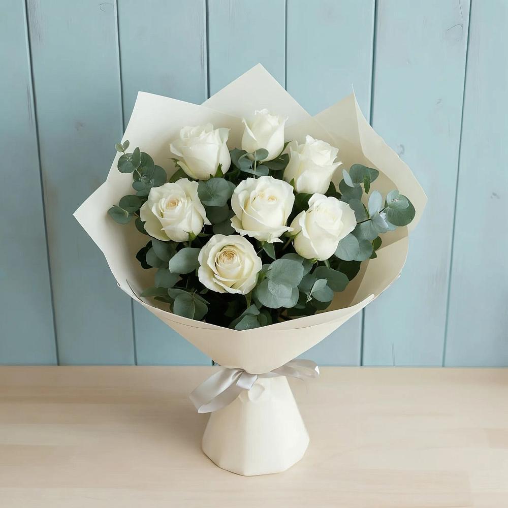 Букет Белые розы в Эвкалипте в Заволенье