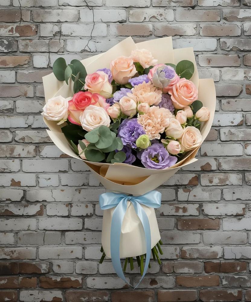 Букет цветов из: Розы, Лизиантусы и Гвоздики в Заволенье