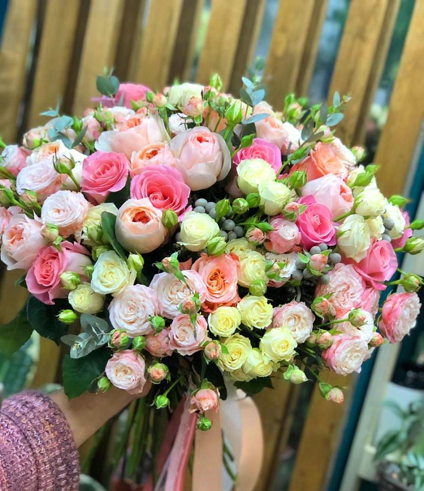 Букет цветов из: Розы в Заволенье