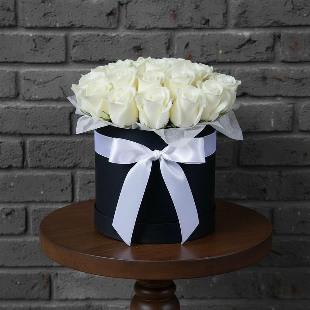 Цветочная композиция из Розы в шляпной коробке в Заволенье