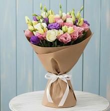 Букет цветов из:  Лизиантусы в Заволенье