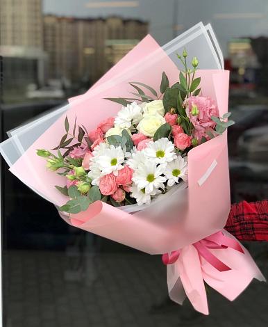 Букет цветов из: Розы, Лизиантусы и Хризантемы в Заволенье